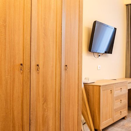 Pensiunea Floarea Soarelui Brasov Ngoại thất bức ảnh
