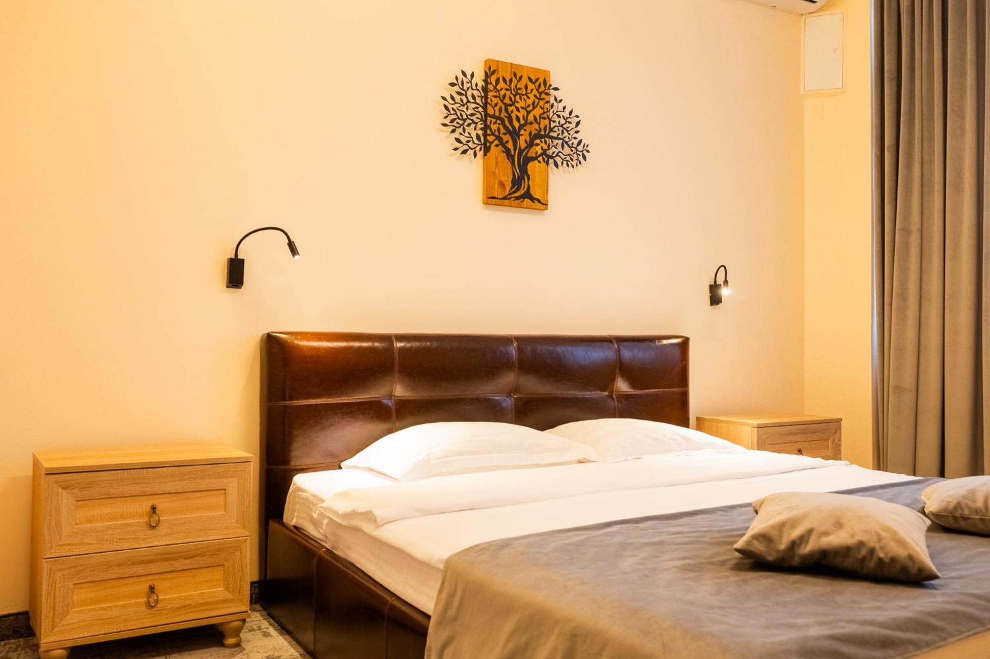 Pensiunea Floarea Soarelui Brasov Ngoại thất bức ảnh